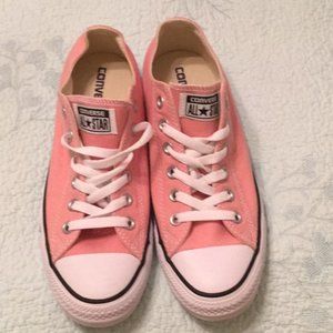 Woman's Converse Shoe
